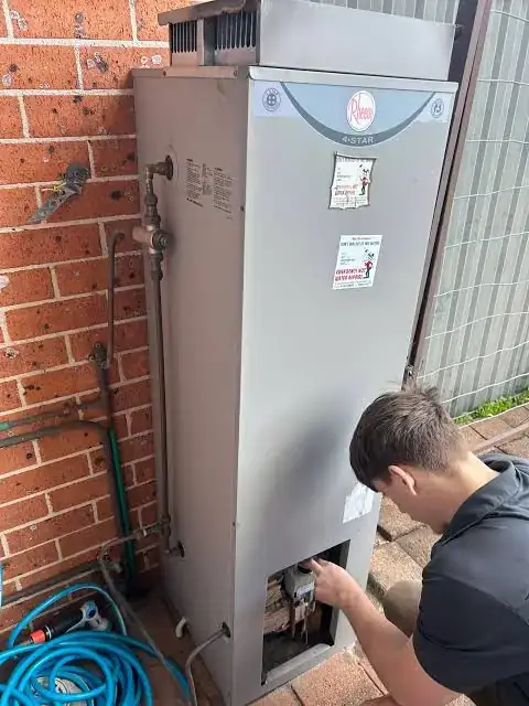 Hot water system repair in Balwyn
